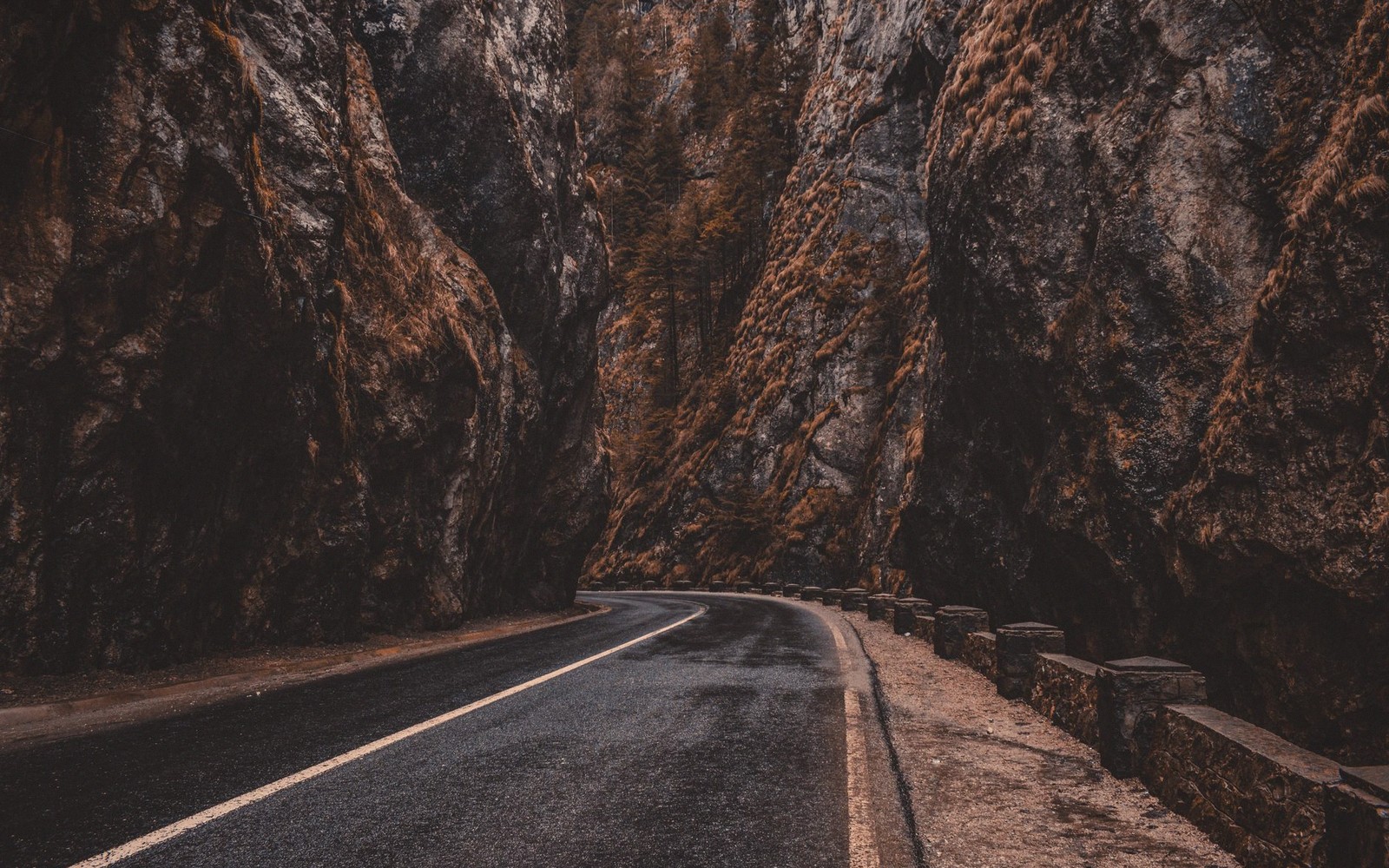 Goshen Pass, End to End
