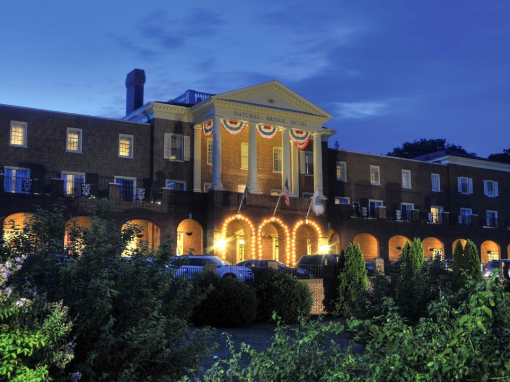 natural-bridge-hotel